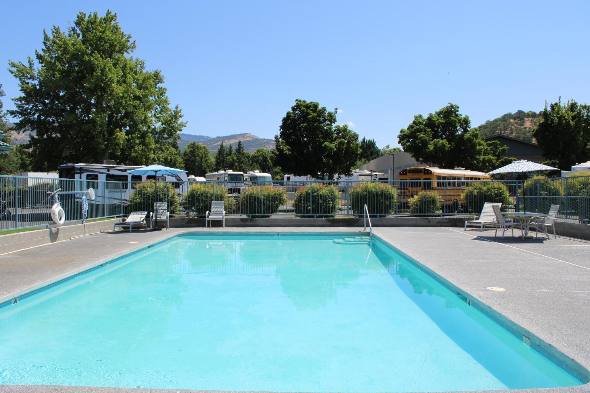Americas Best Value Inn - Phoenix / Ashland Zewnętrze zdjęcie