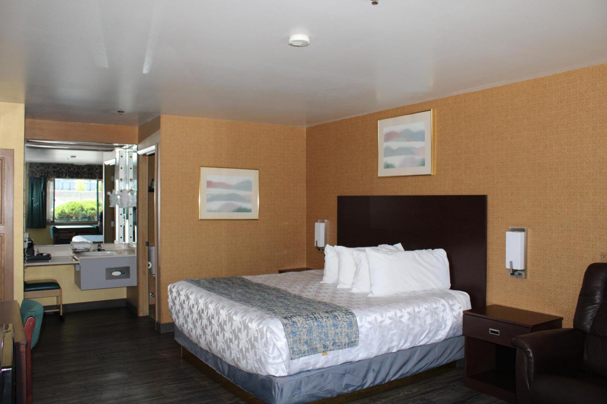 Americas Best Value Inn - Phoenix / Ashland Zewnętrze zdjęcie