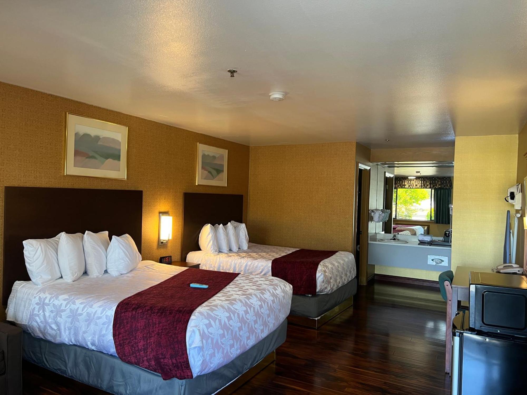 Americas Best Value Inn - Phoenix / Ashland Zewnętrze zdjęcie